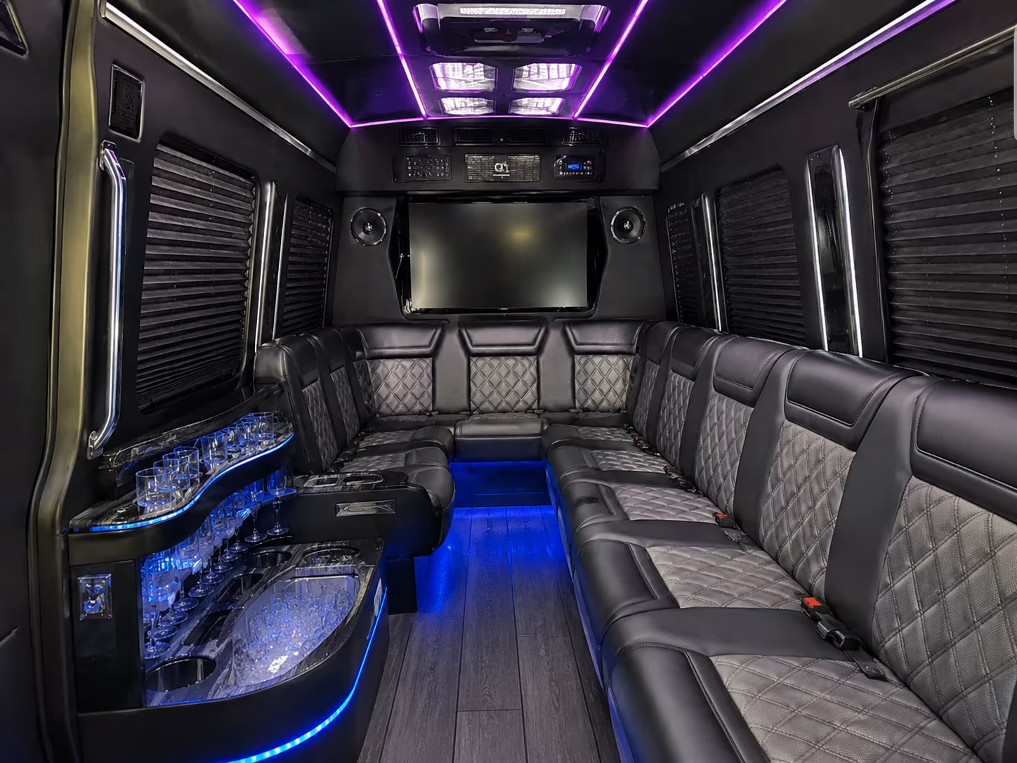 hotel to venue shuttle buses for dallas corporate groups