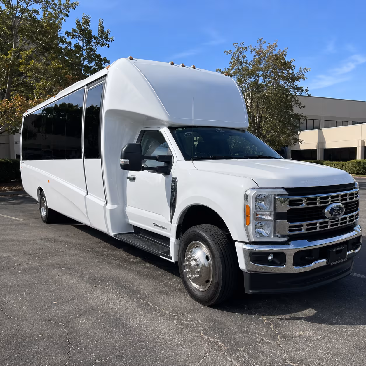 large scale bus fleets for multi day corporate conferences in dallas